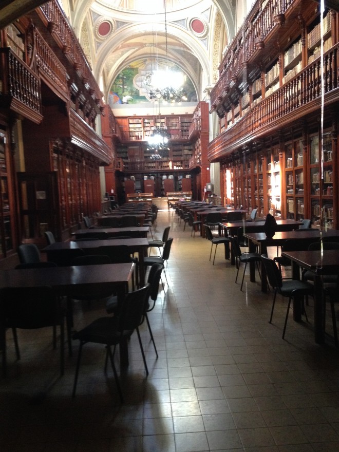 Universidad Hidalgo's fine, old library.