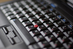 Clit by Nikolay Bachiyski thinkpad photo