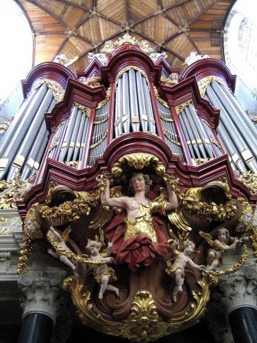 pipe organ