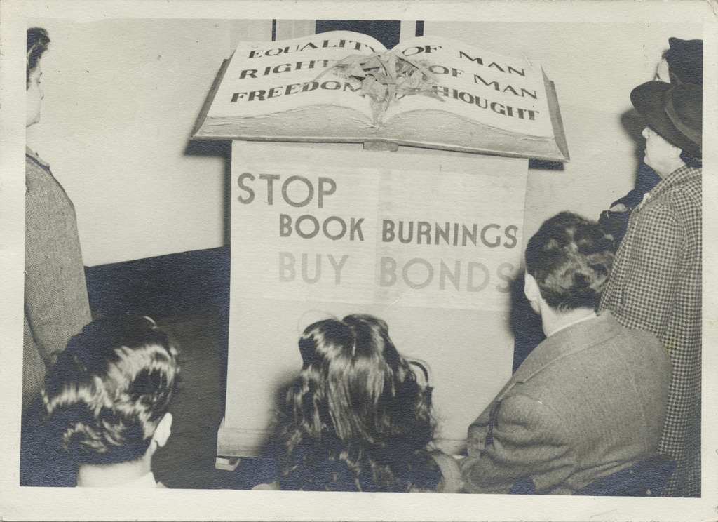 book burning